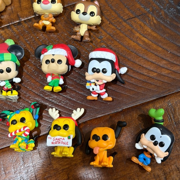 Disney Character Funko Advent Calendar Figures - Picture 4 of 6